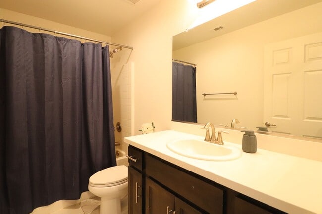 Building Photo - Great Pasadera Home