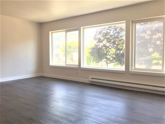 Interior Photo - The Harvard on Capitol Hill