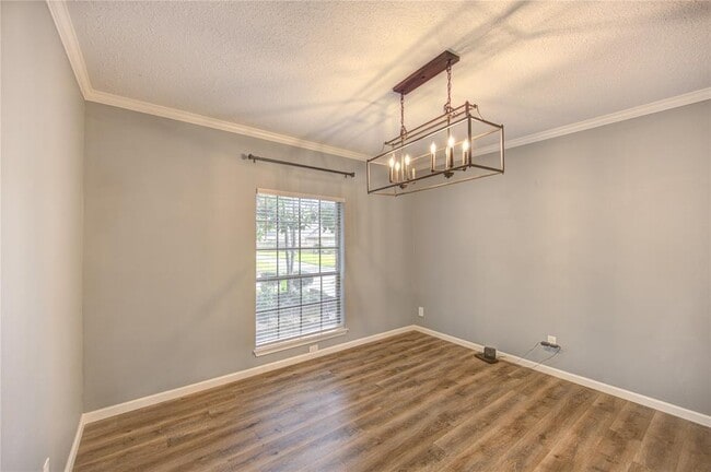 Building Photo - 4927 Kenlake Grove Dr