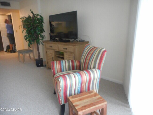 Building Photo - 1415 Ocean Shore Blvd