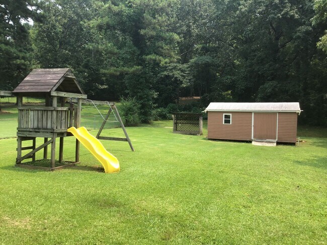 Building Photo - Dorsett6863