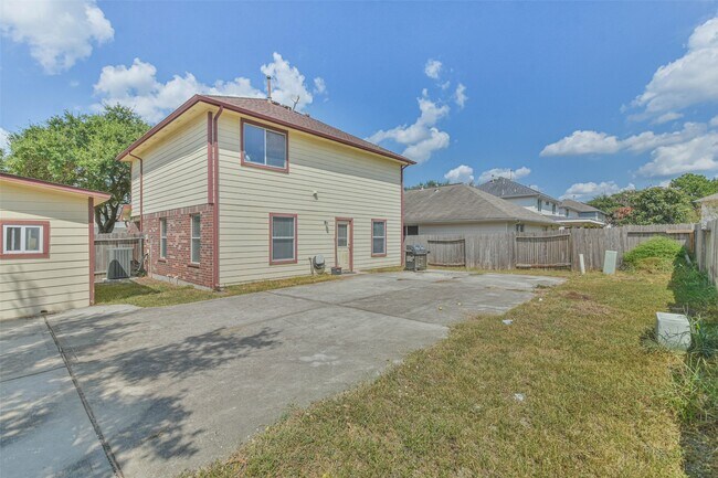 Building Photo - 11735 Pebble Sands Dr