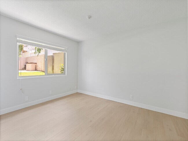 Building Photo - 1822 Spreckels Ln