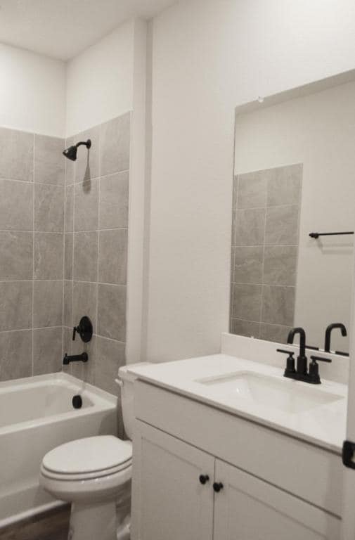 Building Photo - 770 Morgans Treasure Rd