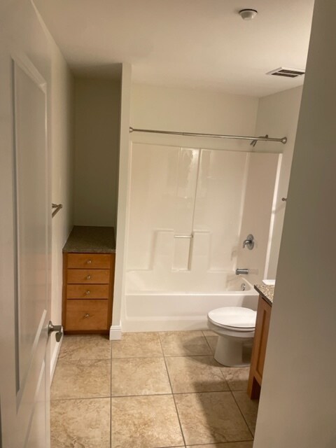 Building Photo - 6414 Wise Ave