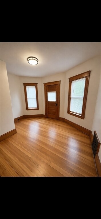 Building Photo - 70 Adams St