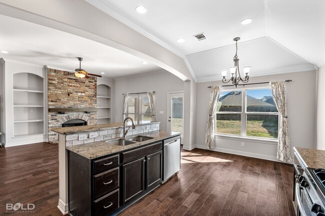 Building Photo - 2370 Tallgrass Cir