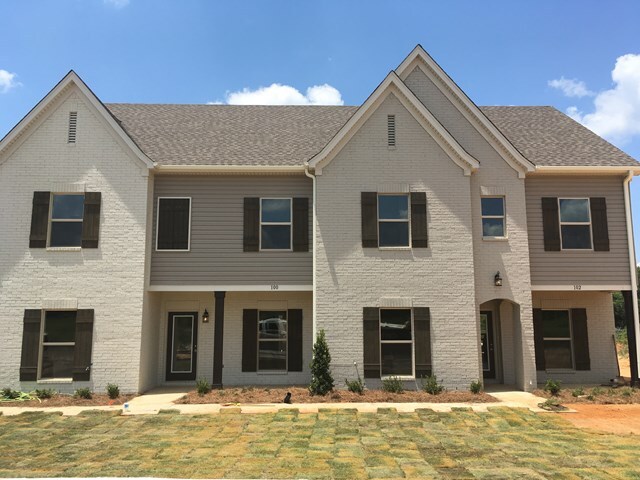 Building Photo - 104 Robbins Cir