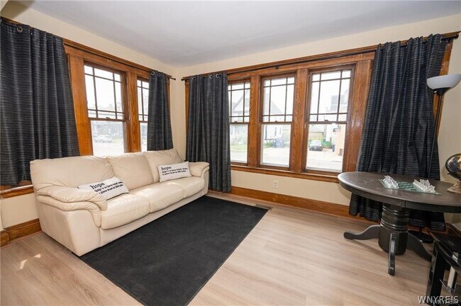 Building Photo - 98 E Delavan Ave