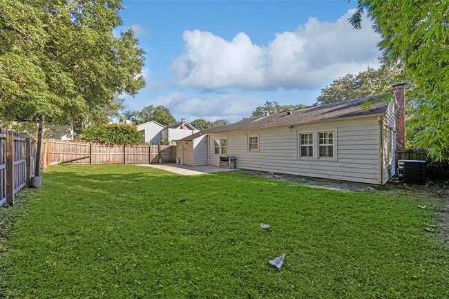 Building Photo - 1815 E Central Blvd