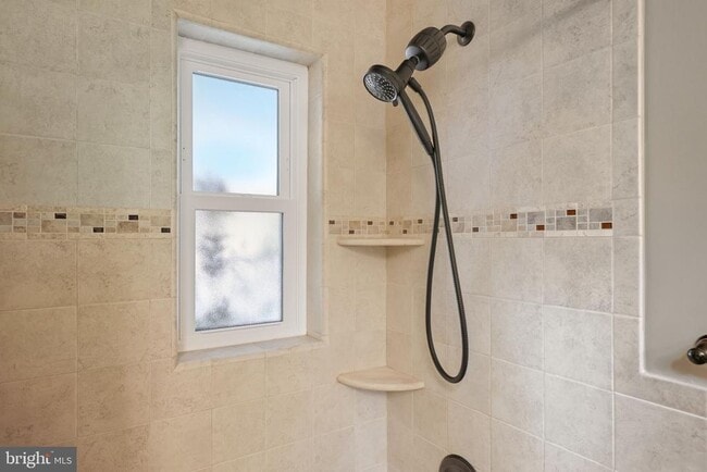 Building Photo - 7137 Murray Ln