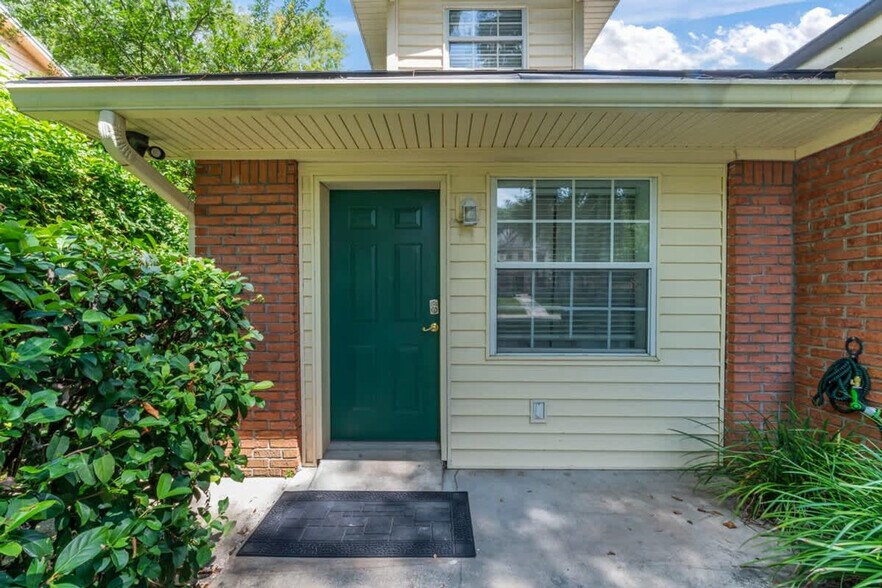 Building Photo - 15652 Coastal Ln