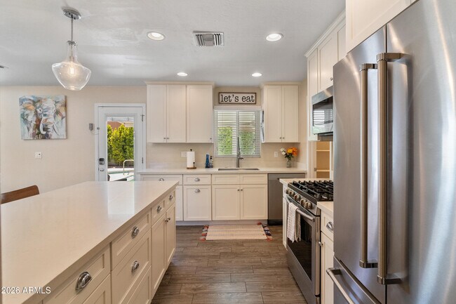 Building Photo - 4014 N 81st St
