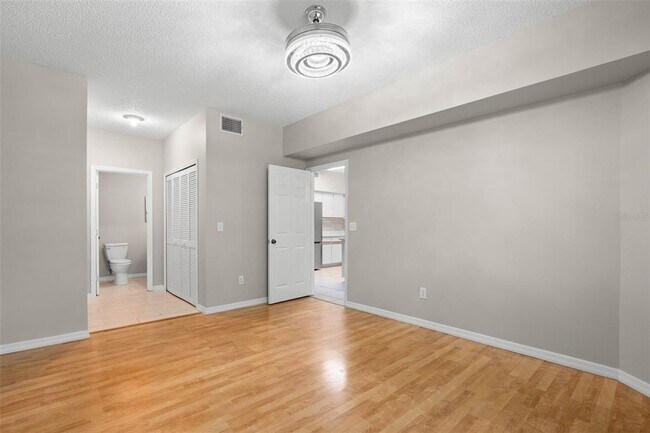 Building Photo - 248 St Ives Dr