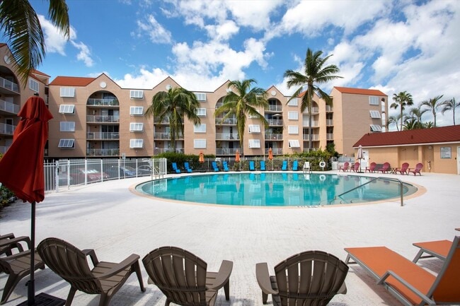 Building Photo - Fully Furnished 2BR/2BA at Las Salinas with Pool, Gym & Parking for Two