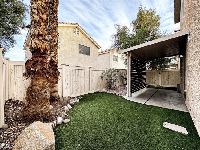 Building Photo - 5218 Rock Cabin Ct