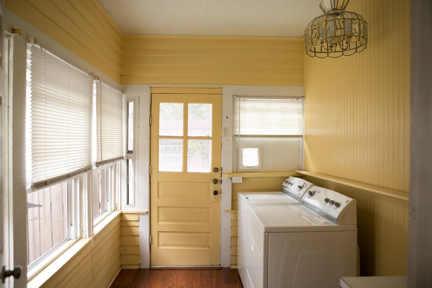 Building Photo - 502 Passera Ct