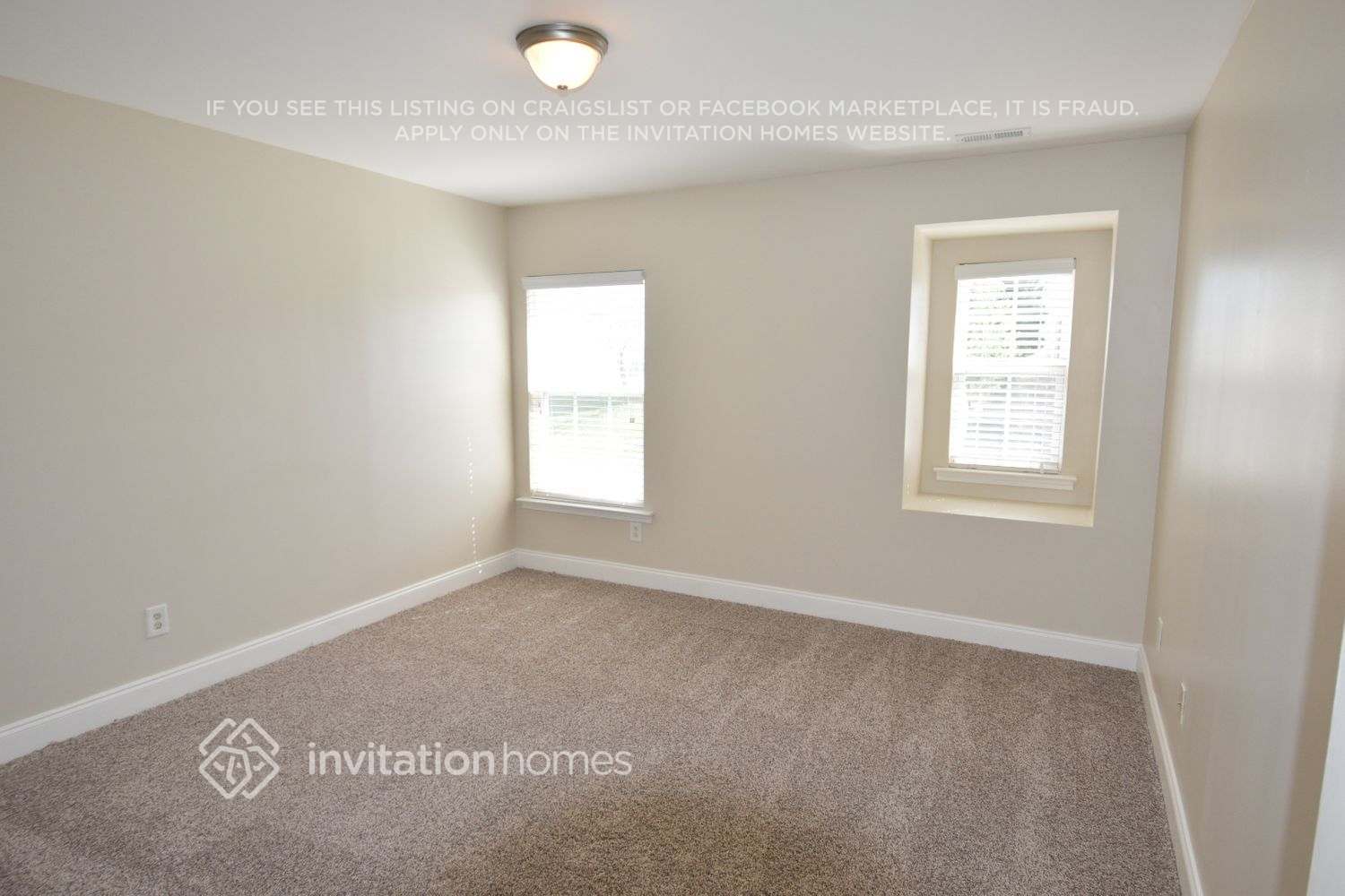 Building Photo - 208 Edgecroft Way