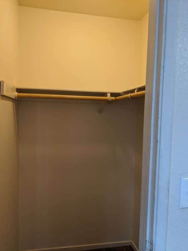 Building Photo - Competitively priced Two Bedroom Apartment...