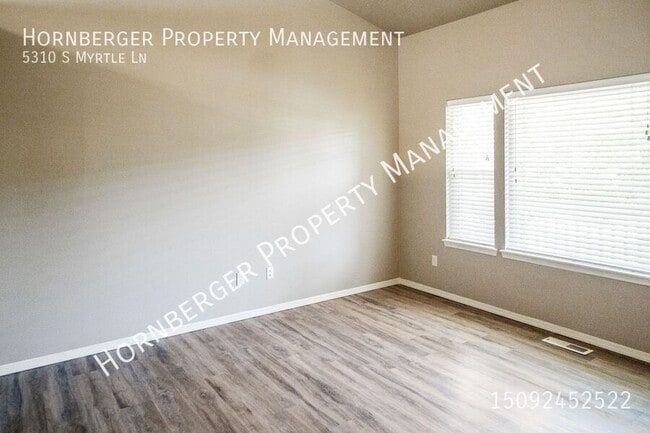 Building Photo - 5310 S Myrtle Ln
