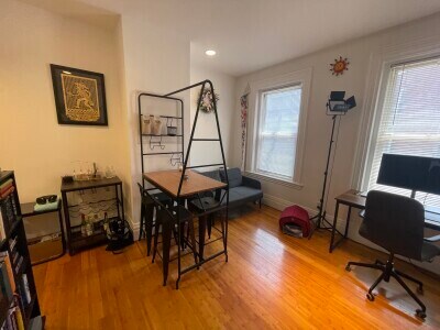 Building Photo - 254 Newbury St