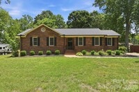 Building Photo - 6299 Spring Ct Ln