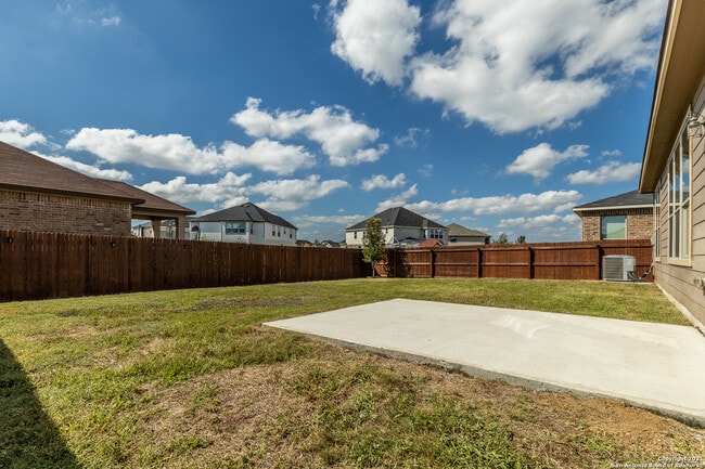 Building Photo - 682 Pond Springs