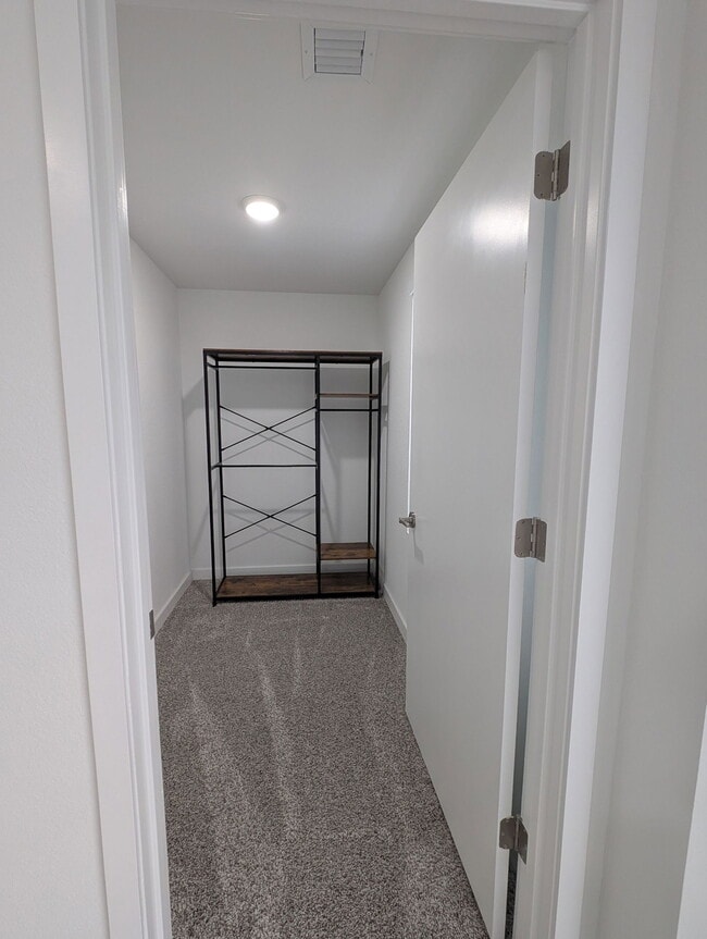 Building Photo - 26124 SW 146th Ave