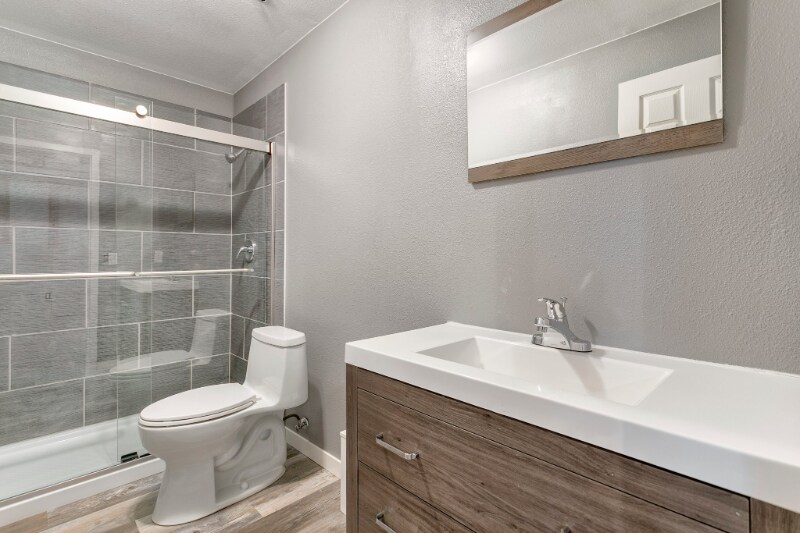 Building Photo - 8946 Oakmont Rd