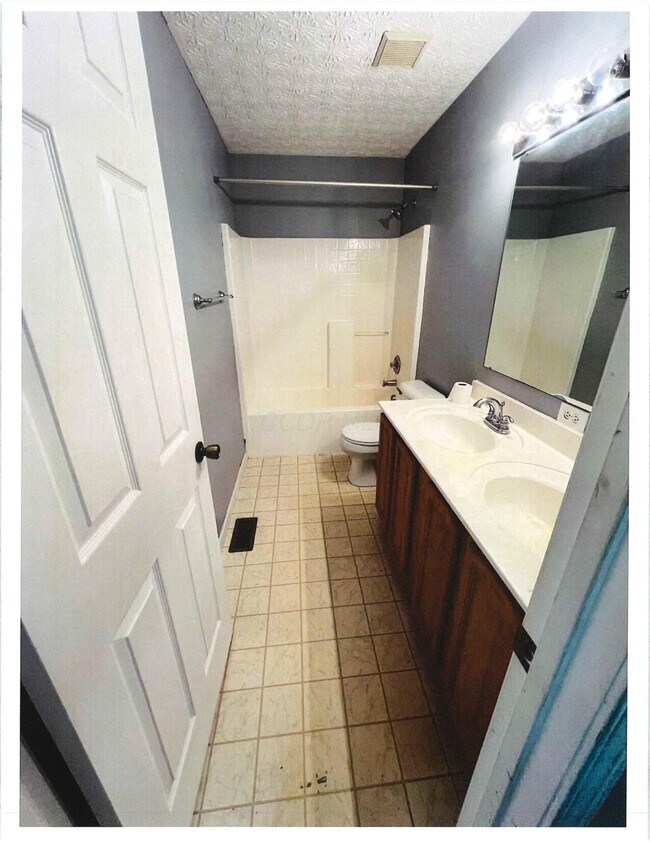 Building Photo - 3315 Joshstock Dr