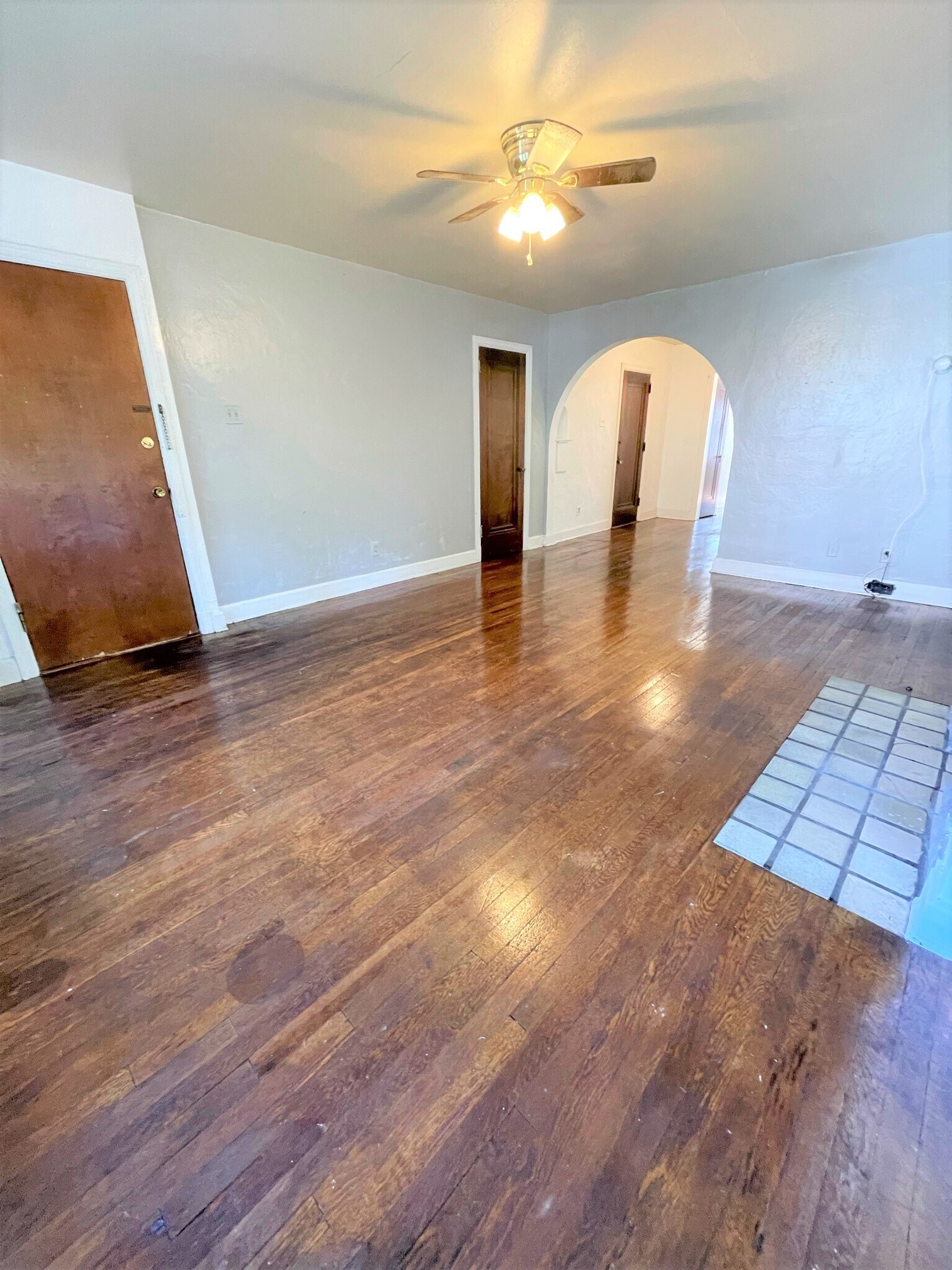 Building Photo - 1405 Severn St