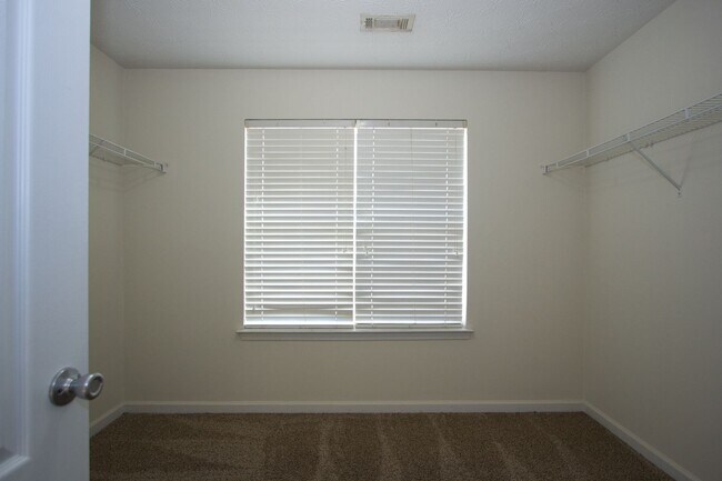 Building Photo - Available Now! – Beautiful 4-Bedroom Home in Loganville, GA!