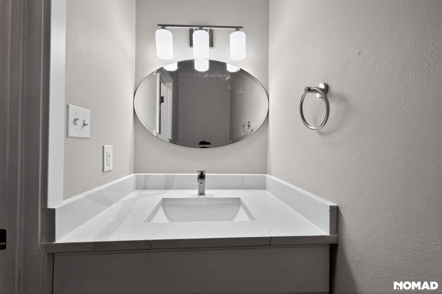 Building Photo - 37 Lima St