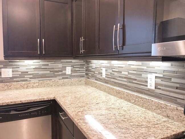 Building Photo - Rare Two Primary Home in Centennial Hills Community in Northwest