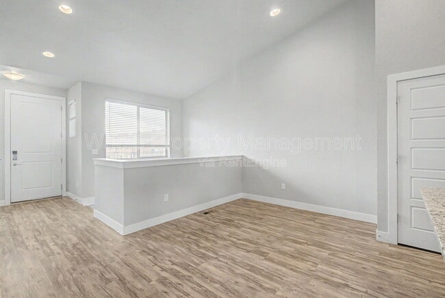Building Photo - 9985 E 59th Ave