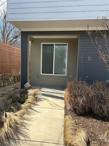 Building Photo - 1293 Clifftop Ln