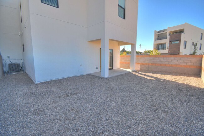Building Photo - NEW CONSTRUCTION IN THE FAR NE HEIGHTS!!!!!