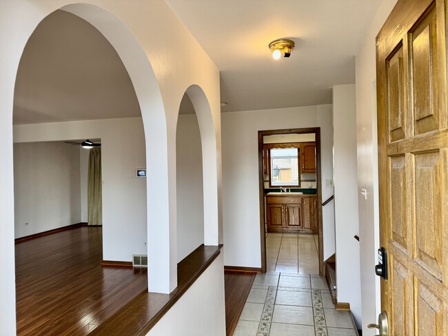 Building Photo - 8440 Anvil Pl