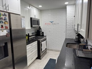 Building Photo - 22-10 47th St