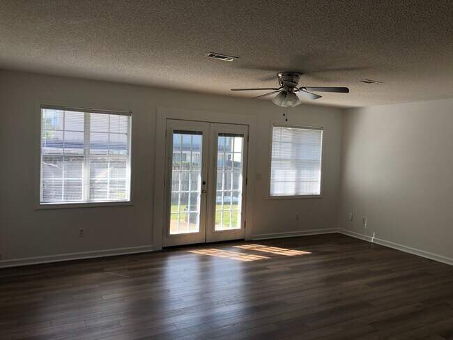 Building Photo - Foxhill Commons - Fresh Paint and New Flooring Throughout!!!