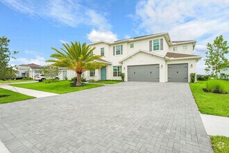 Building Photo - 601 Hookline Cir