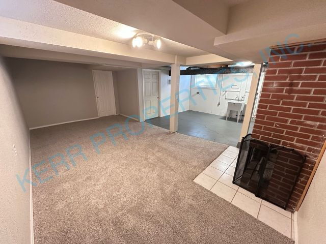 Building Photo - Spacious 4-Bedroom Gem with 2,320 Sq Ft of...