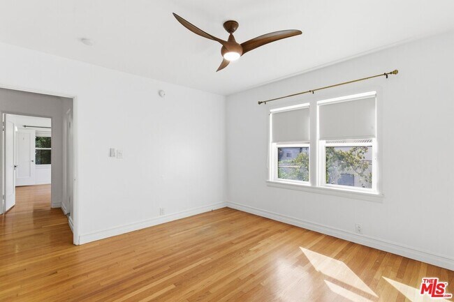 Building Photo - 1307 S Longwood Ave