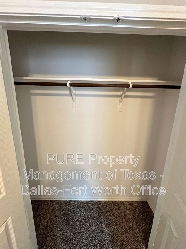 Building Photo - 5033 Caraway Dr