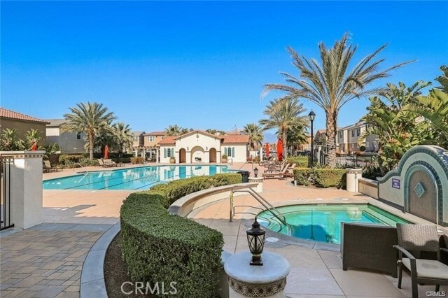 Building Photo - 6050 Rosewood Way