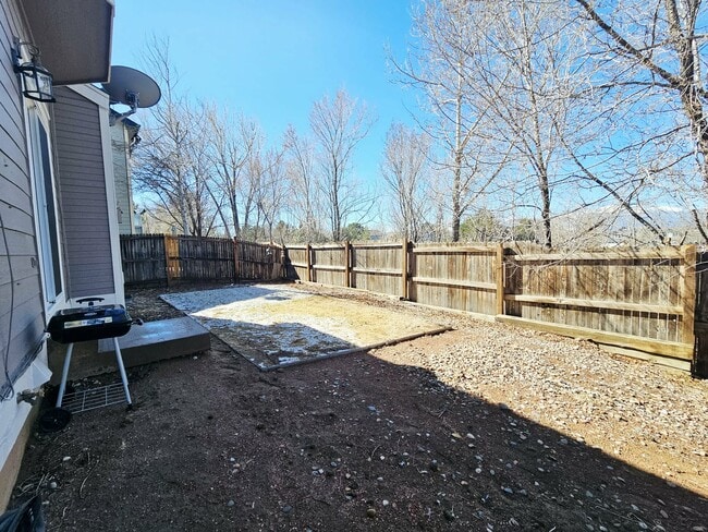 Building Photo - 6810 Shore View