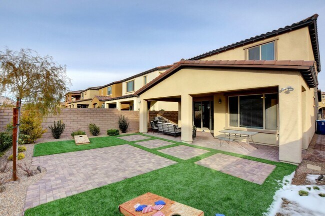 Building Photo - 47 Berneri Dr
