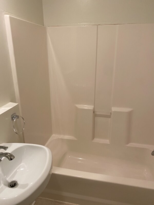 Building Photo - 1606 Winter St