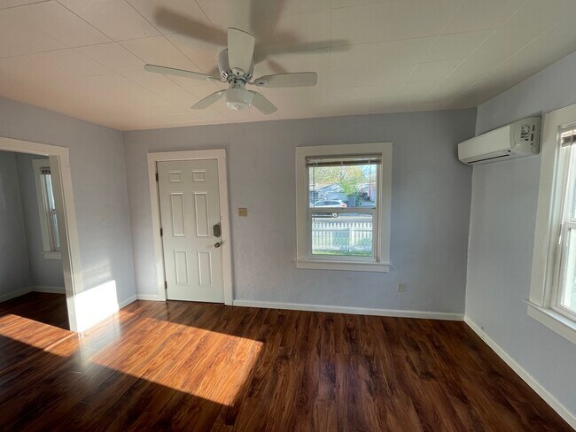 Living room - 310 Cherry Ave