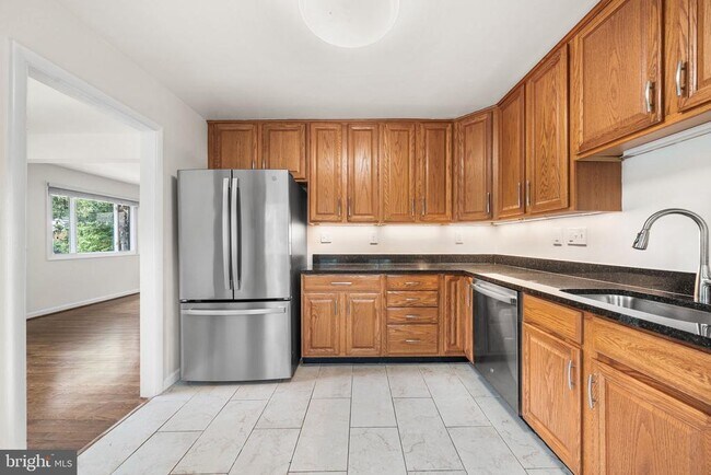 Building Photo - 5313 Taney Ave